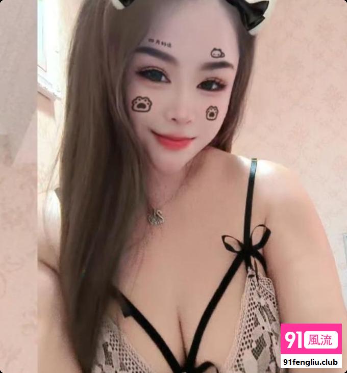 会潮喷的一个小姐姐